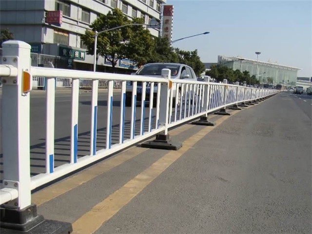 市政道路護(hù)欄